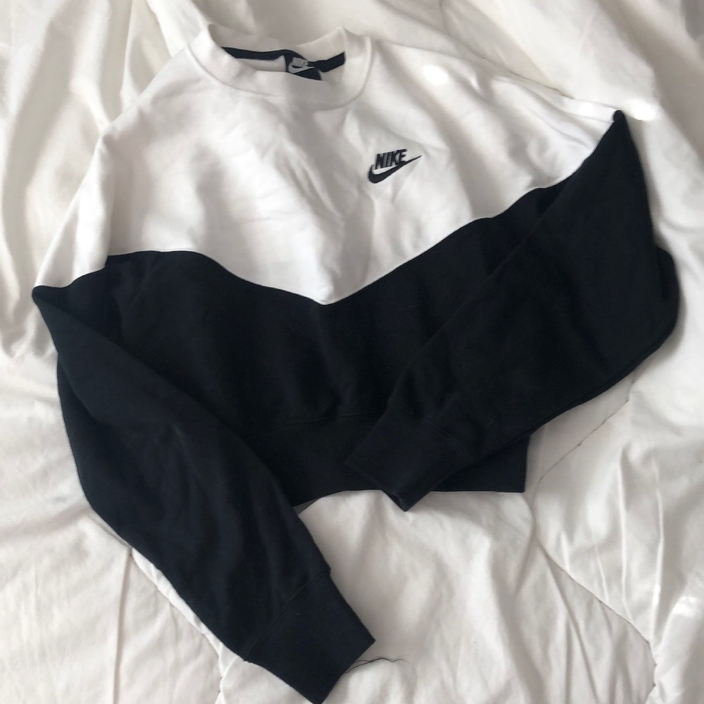 Nike color block crop sweatshirt